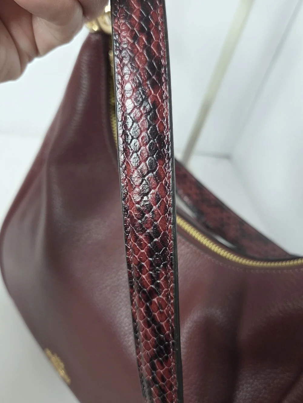 coach jules hobo burgundy wine leather hobo shoulder bag snake detail trim CC756